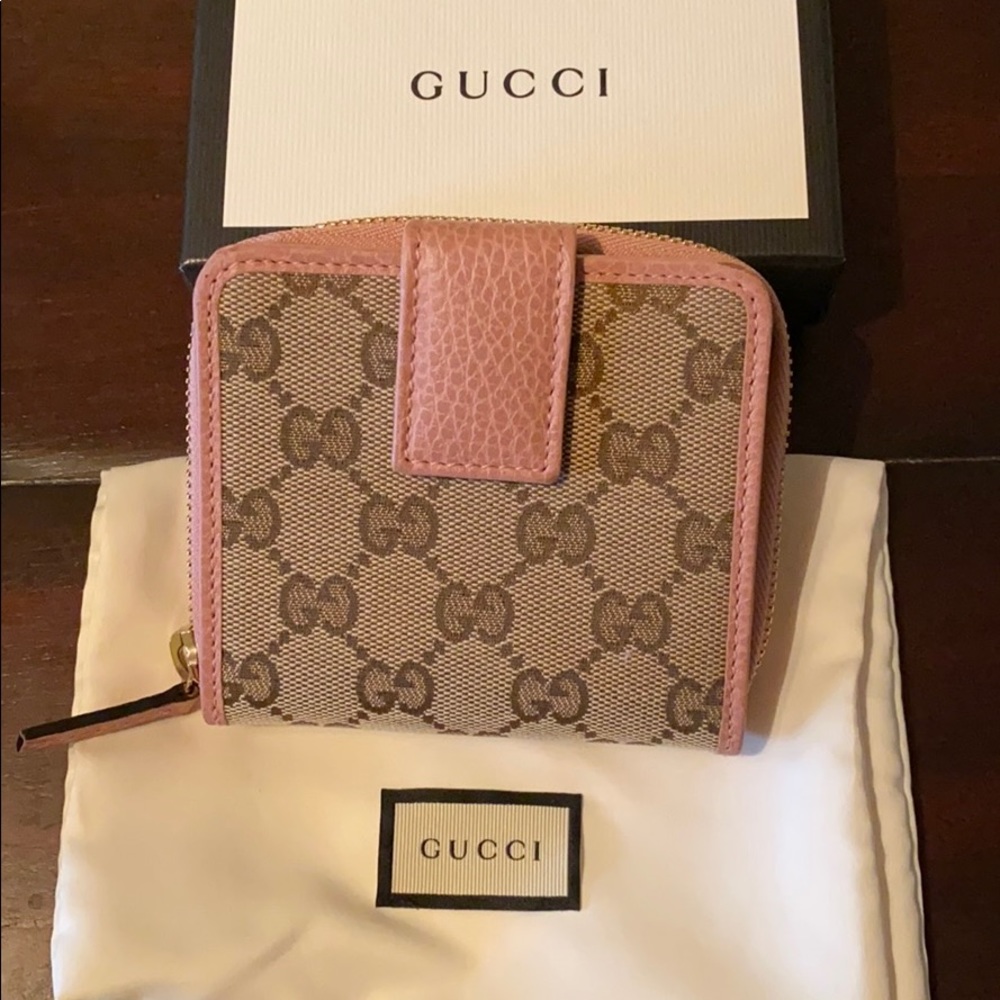 Gucci GG canvas wallet -pink